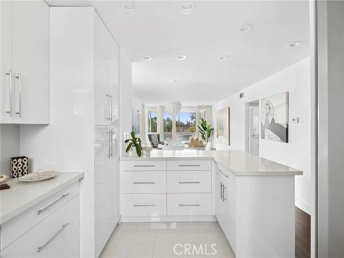 775 Avocado , Corona del Mar, CA