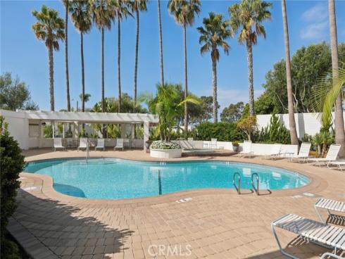 775 Avocado , Corona del Mar, CA