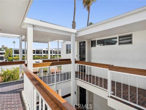 775 Avocado , Corona del Mar, CA