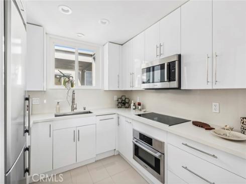 775 Avocado , Corona del Mar, CA