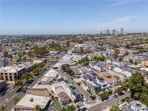 521  Iris  , Corona del Mar, CA