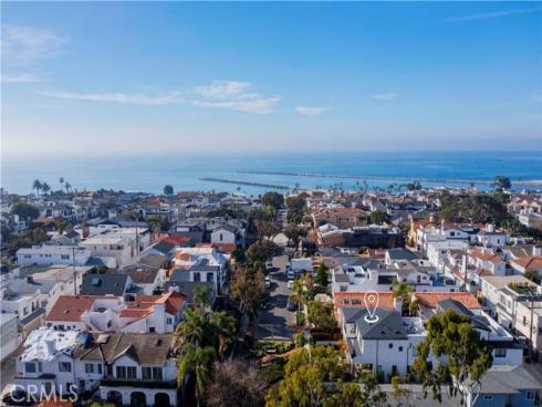 319  Jasmine  , Corona del Mar, CA