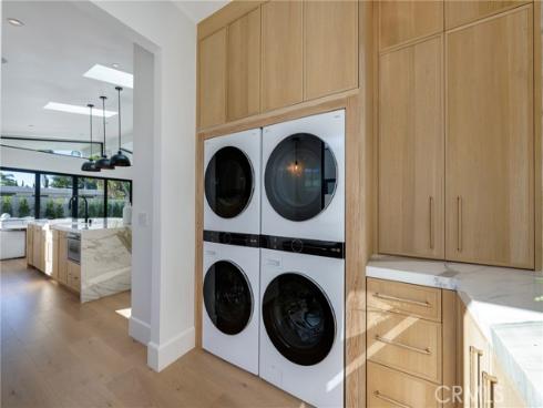 707  Patolita  , Corona del Mar, CA