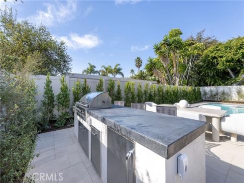 707  Patolita  , Corona del Mar, CA