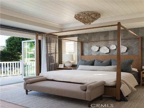 521  Poinsettia   Avenue, Corona del Mar, CA