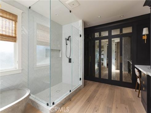 521  Poinsettia   Avenue, Corona del Mar, CA