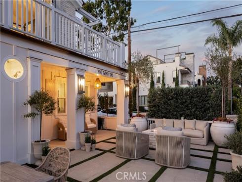 521  Poinsettia   Avenue, Corona del Mar, CA