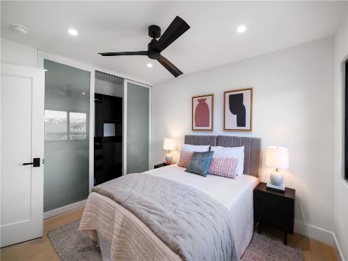 5  Curl  , Corona del Mar, CA