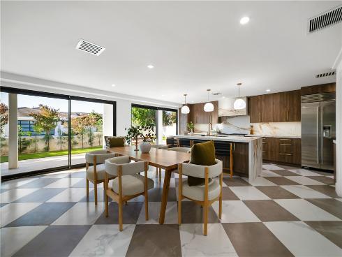 5  Curl  , Corona del Mar, CA