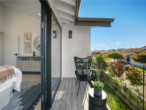 5  Curl  , Corona del Mar, CA