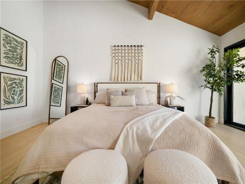 5  Curl  , Corona del Mar, CA