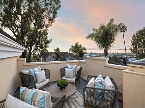 501  Poppy  , Corona del Mar, CA