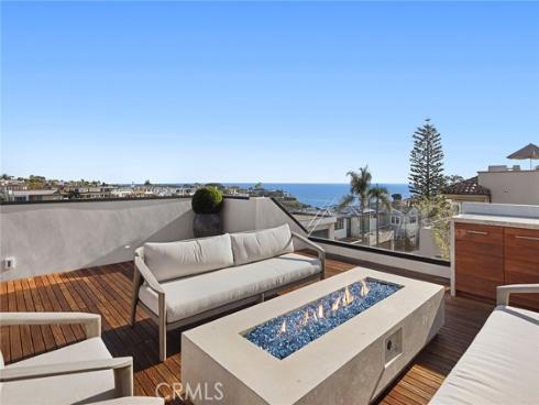 304  Poppy Ave  , Corona del Mar, CA