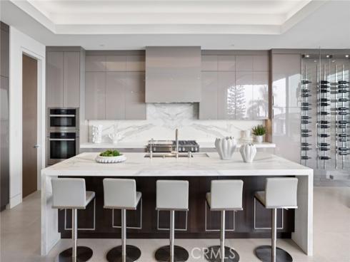 304  Poppy Ave  , Corona del Mar, CA