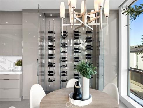 304  Poppy Ave  , Corona del Mar, CA