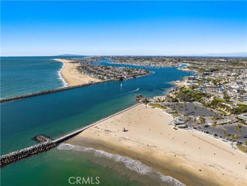 2741  Bungalow   Place, Corona del Mar, CA