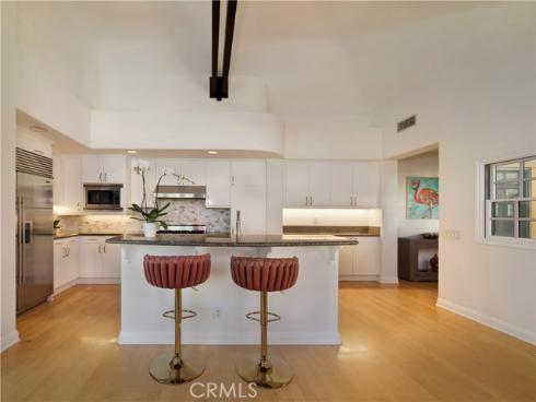 2741  Bungalow   Place, Corona del Mar, CA