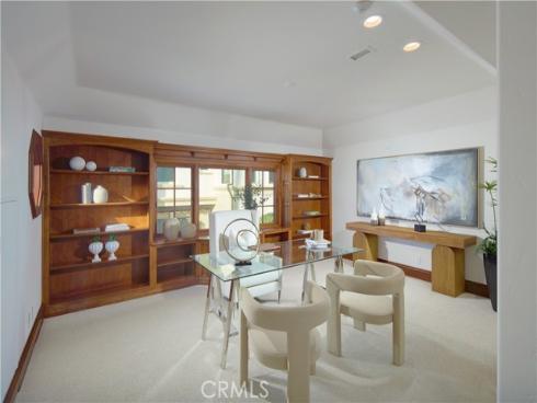 2800  Ocean   Boulevard, Corona del Mar, CA