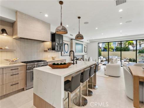 615  Poppy   Avenue, Corona del Mar, CA