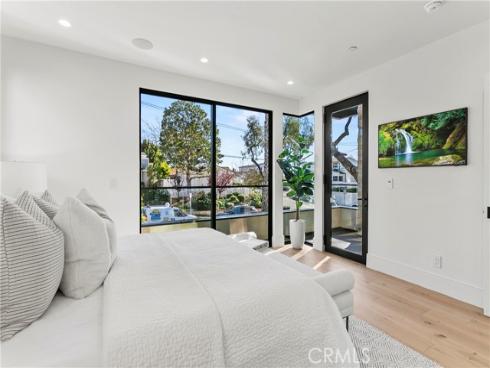615  Poppy   Avenue, Corona del Mar, CA