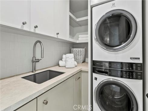 615  Poppy   Avenue, Corona del Mar, CA