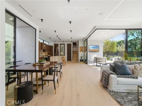 400  Heliotrope  , Corona del Mar, CA