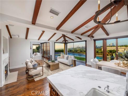 1033  Tiller  , Corona del Mar, CA