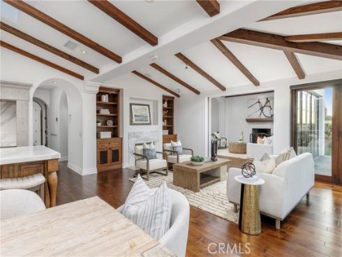 1033  Tiller  , Corona del Mar, CA