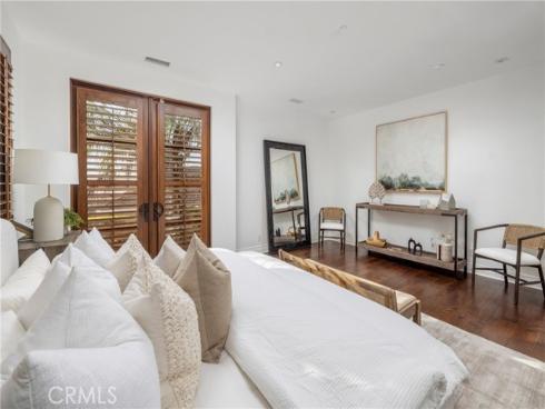 1033  Tiller  , Corona del Mar, CA