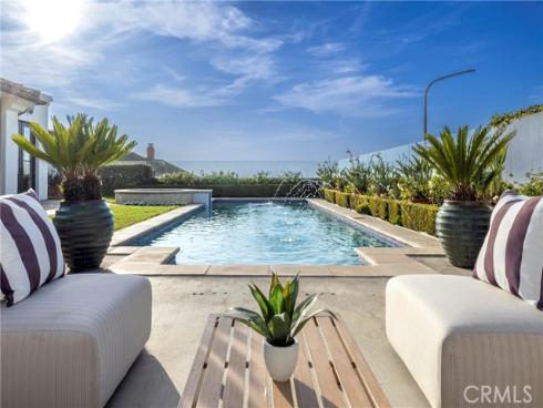 1033  Tiller  , Corona del Mar, CA