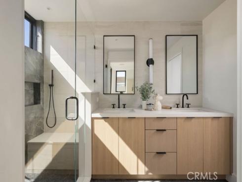 512  Marigold   Avenue, Corona del Mar, CA