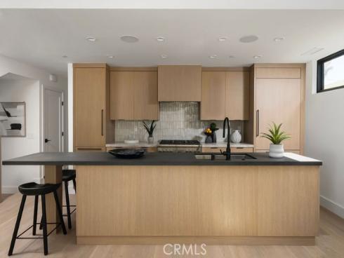 512  Marigold   Avenue, Corona del Mar, CA