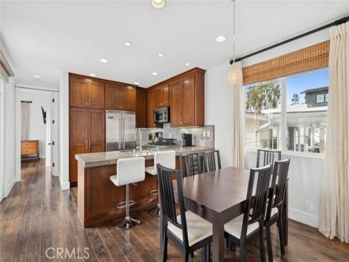 417  Poinsettia   Avenue, Corona del Mar, CA
