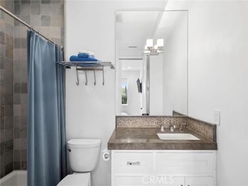 417  Poinsettia   Avenue, Corona del Mar, CA