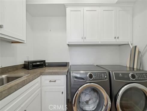 417  Poinsettia   Avenue, Corona del Mar, CA