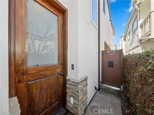 417  Poinsettia   Avenue, Corona del Mar, CA