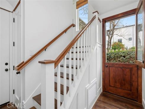 417  Poinsettia   Avenue, Corona del Mar, CA