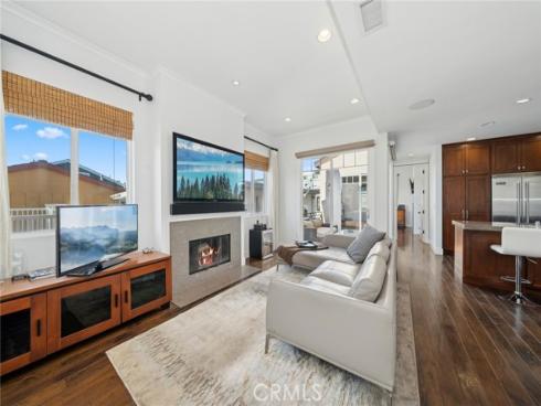 417  Poinsettia   Avenue, Corona del Mar, CA