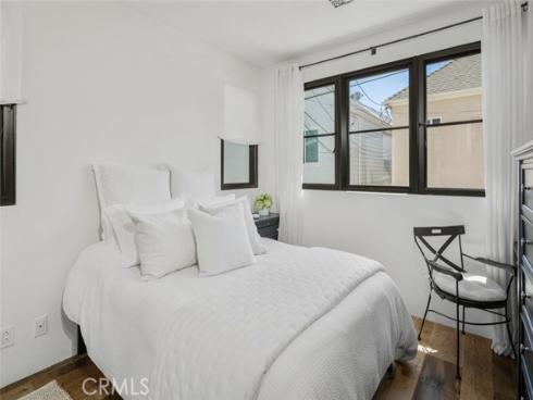 616  Narcissus  1-2 , Corona del Mar, CA