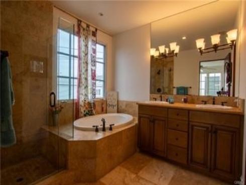 407  Goldenrod  , Corona del Mar, CA