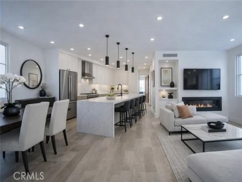 407  Goldenrod  , Corona del Mar, CA