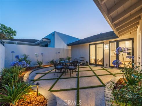 35 Beachcomber Drive, Corona del Mar, CA