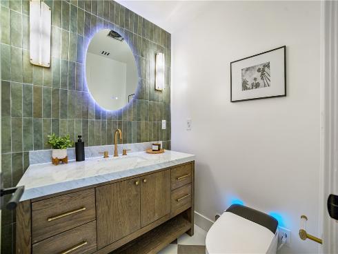 5  Curl  , Corona del Mar, CA