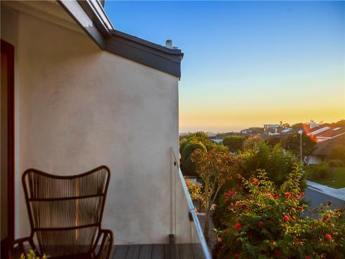 5  Curl  , Corona del Mar, CA