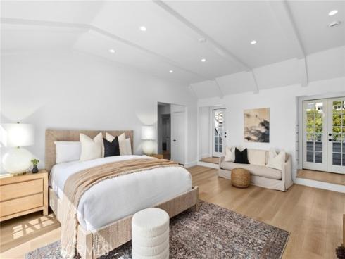 1927  Bayside   Drive, Corona del Mar, CA