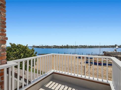 1927  Bayside   Drive, Corona del Mar, CA