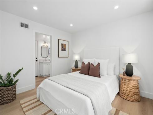 1927  Bayside   Drive, Corona del Mar, CA