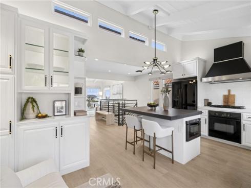 2520  Seaview   Avenue, Corona del Mar, CA