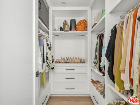 413  Marigold   Avenue, Corona del Mar, CA