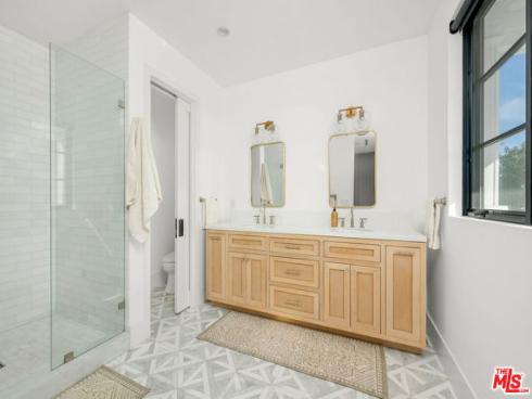 413  Marigold   Avenue, Corona del Mar, CA